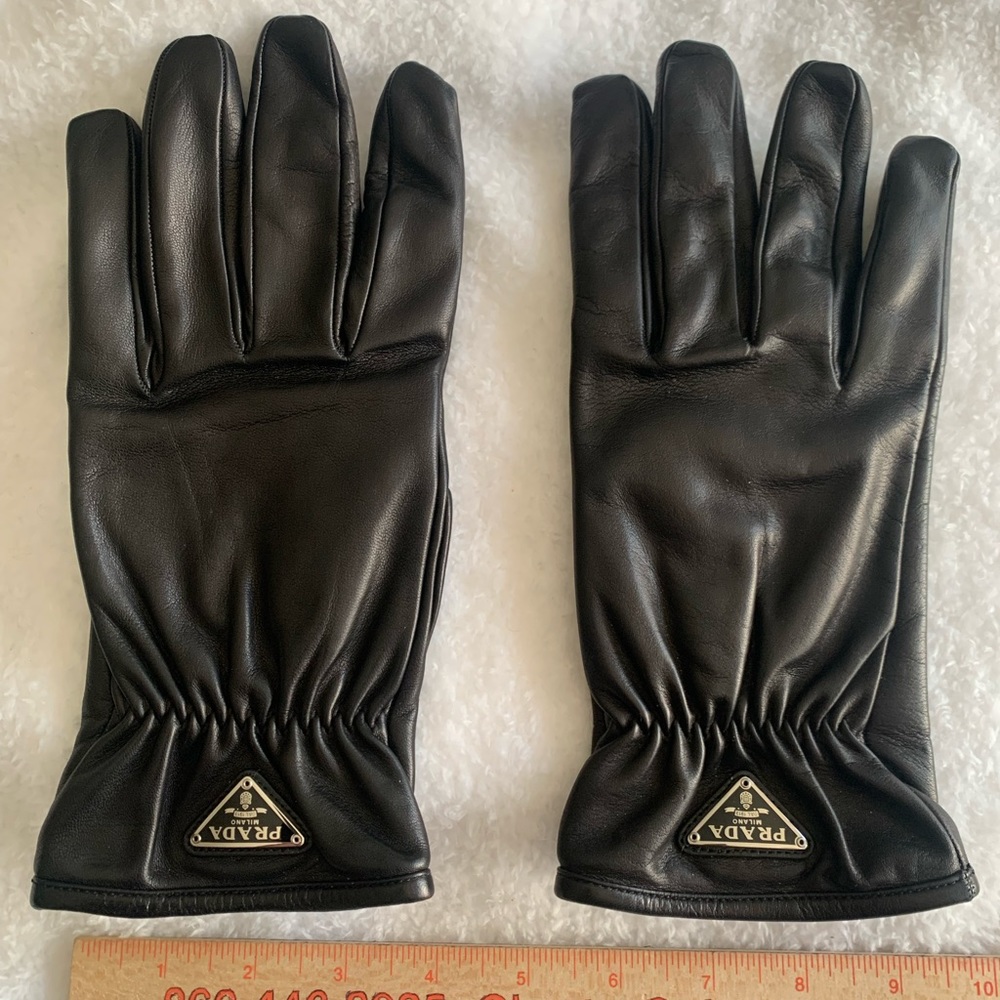 Prada Black Lambskin Gloves